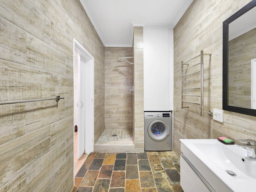 To Let 2 Bedroom Property for Rent in Tamboerskloof Western Cape